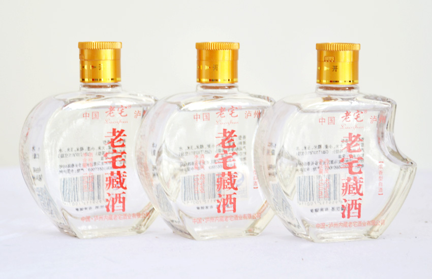 老宅藏酒