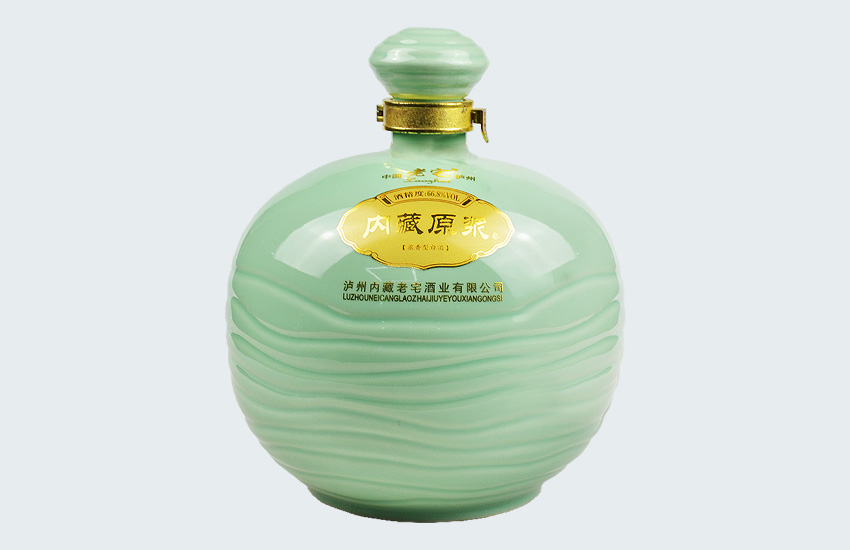 泸州白酒.jpg