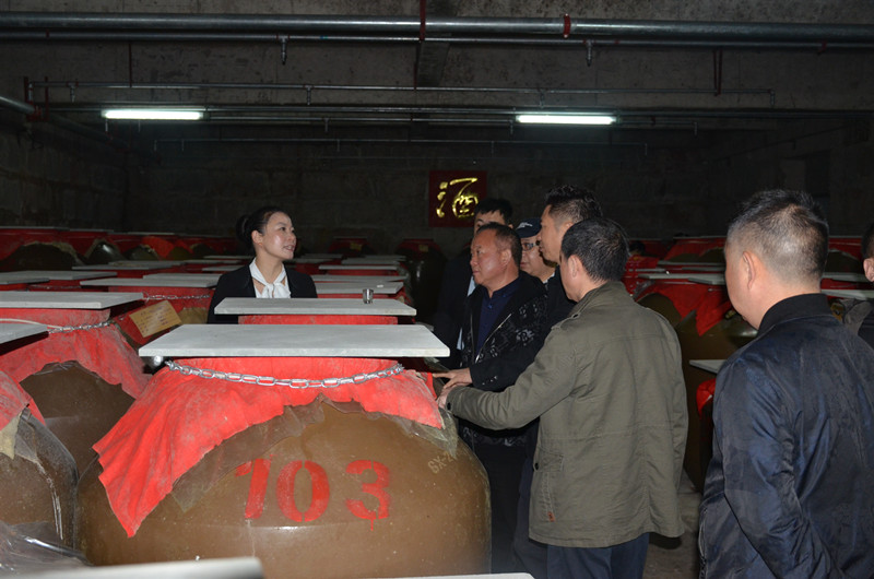 泸州内藏老宅酒业