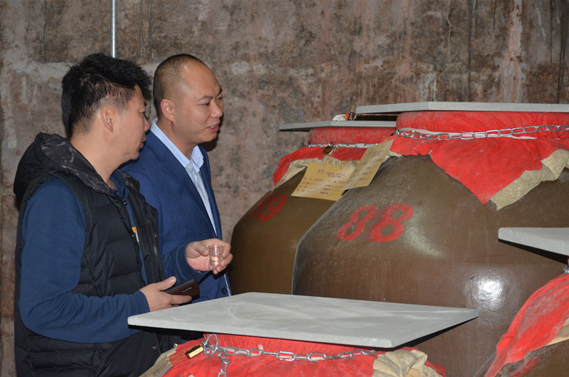 泸州内藏老宅酒业